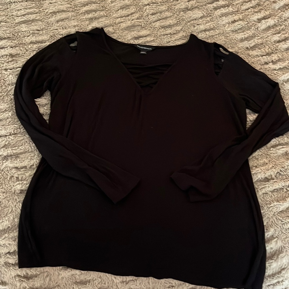 Black long sleeve peekaboo shoulder top